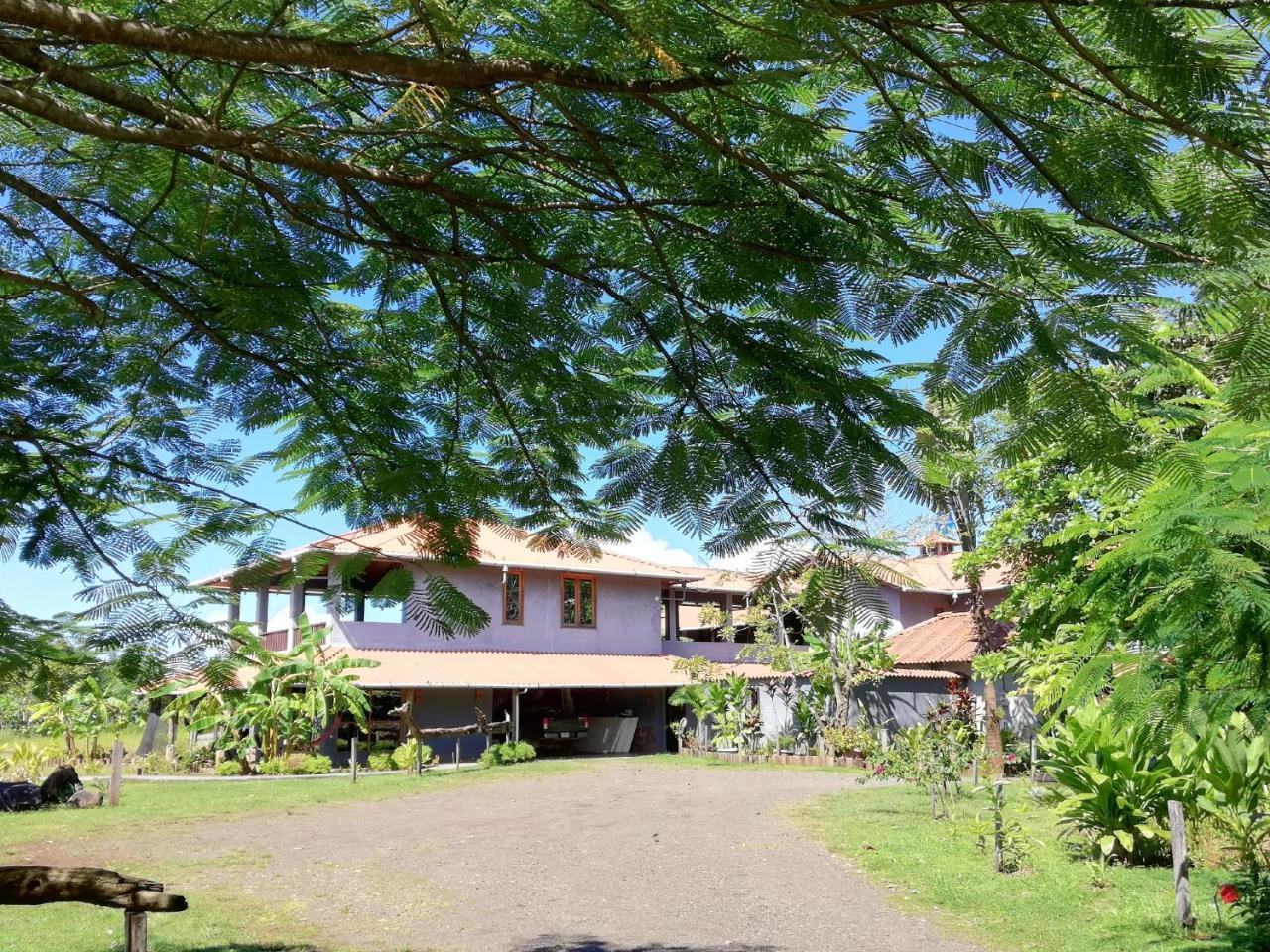 Punta Duarte Garden Inn Los Duarte Exterior foto